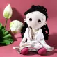 búp bê vải hana mặc đồ dân tộc, họa tiết trang phụ dân tộc trắng, thiết kế hoa văn tinh tế, món quà sâu sắc
