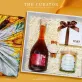 Set Quà Tặng "Wonderful Time" mang đến niềm vui ngập tràn qua từng tặng phẩm, với hộp quà đẹp mắt gồm rượu mơ, nến thơm và socola cao cấp, là món quà tuyệt vời cho những dịp đặc biệt.