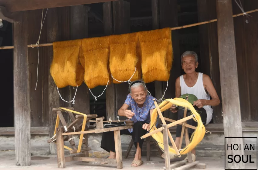 “silk village” photograph, scenery of hoi an, a traditional silk village with a history of hundreds of years, the cultural beauty of vietnam