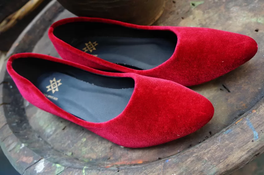 Red Velvet Handmade Low Heels, 3cm, Red Velvet Shoes, 3cm High Heels, Elegant Velvet Shoes, Gift For A Lady