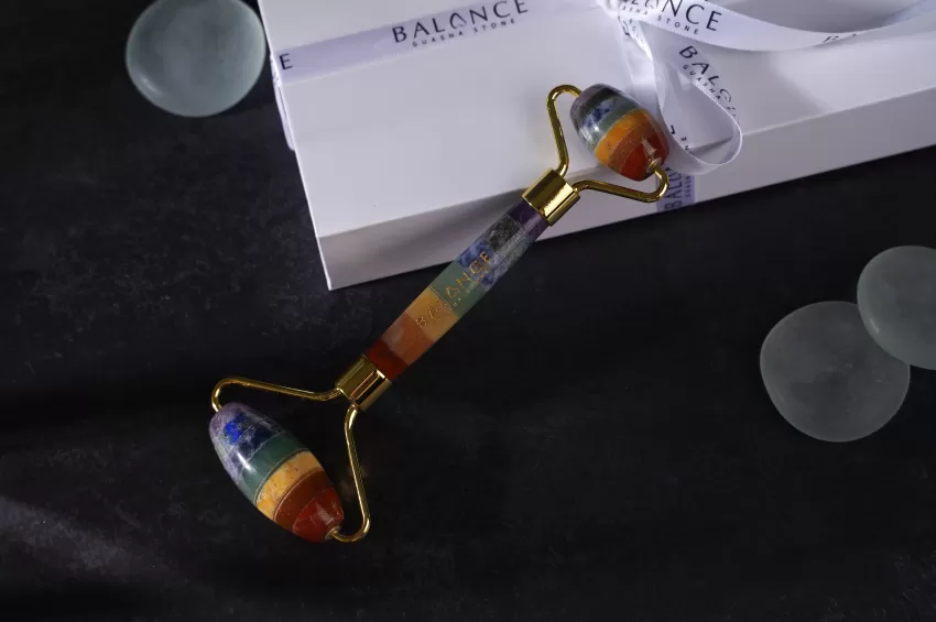 Rainbow Facial Roller (Get a 15ml Massage Oil upon purchase)