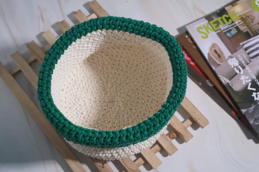 Giỏ Cotton Trắng Viền Xanh Móc Thủ Công, Phối Màu Độc Đáo, Chất Liệu Dày Dặn, Quà Tặng Cho Người Yêu Đồ Handmade Giỏ Cotton Trắng Viền Xanh Móc Thủ Công, Phối Màu Độc Đáo, Chất Liệu Dày Dặn, Quà Tặng Cho Người Yêu Đồ Handmade