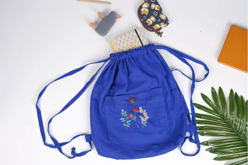 Embroidered Drawstring Linen Backpack Balo Bola, Petite Design, Natural Linen Material, Durable Over Time.