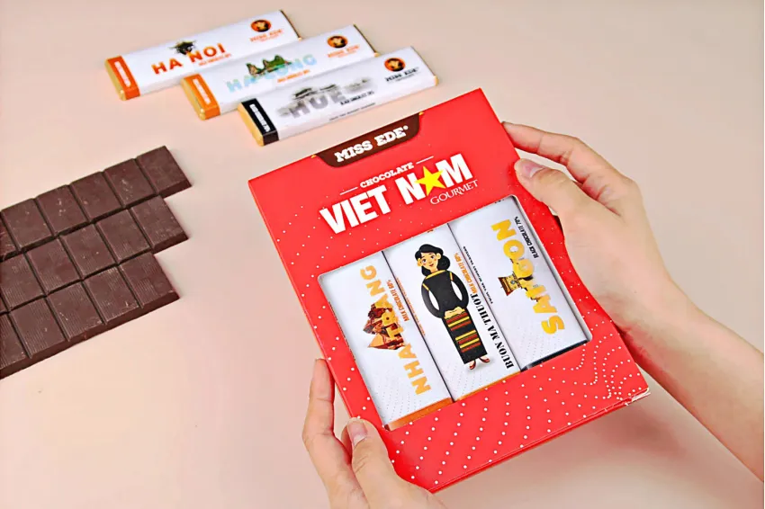 Socola Việt Nam, Set 3 Thanh & Set 7 Thanh, Hộp Socola, Socola Việt Nam, 100% Cacao từ Tây Nguyên, Combo Quà Tặng, Quà Tặng Doanh Nghiệp