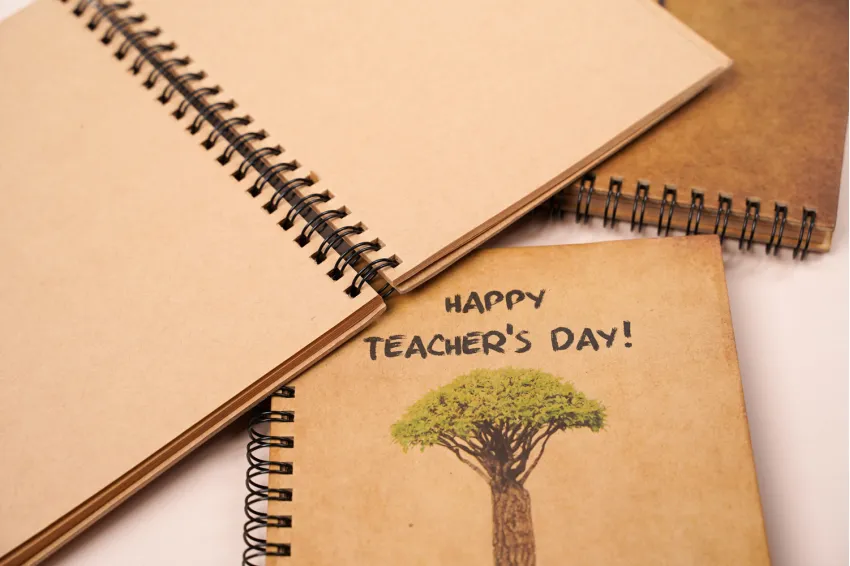 Kraft Notebook "Teacher Day" Cover, Premium Cover Material, Smooth Pages, Teacher's Day Pattern, Meaningful Gift for Educators