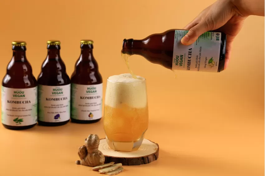 Kombucha Tea (Healthy Probiotic Beverage)