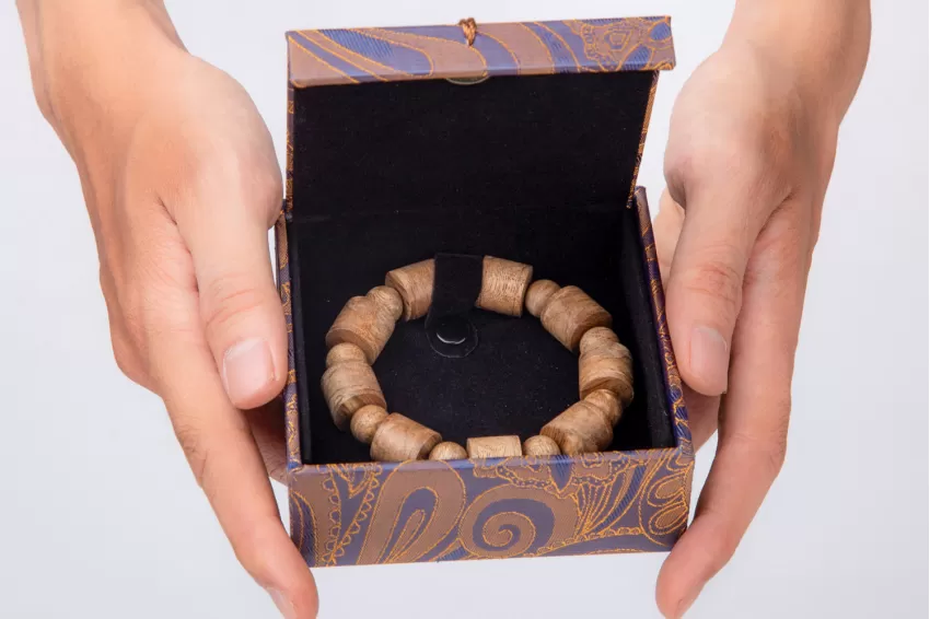 Agarwood Bracelet In Bamboo Style, Unique Design, Distinctive Scent Of Agarwood, Improves Health, Dispels Negative Emotions, Corporate Gift