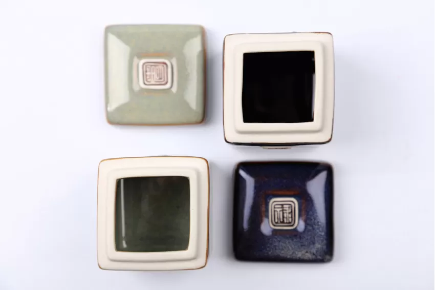 Square Ceramic Tea Box, 2 Sizes, Handcrafted Color, Glossy Finish, Vietnamese Handcrafted Ceramic, Elegant Design, Traditional Style, Vietnamese Gift