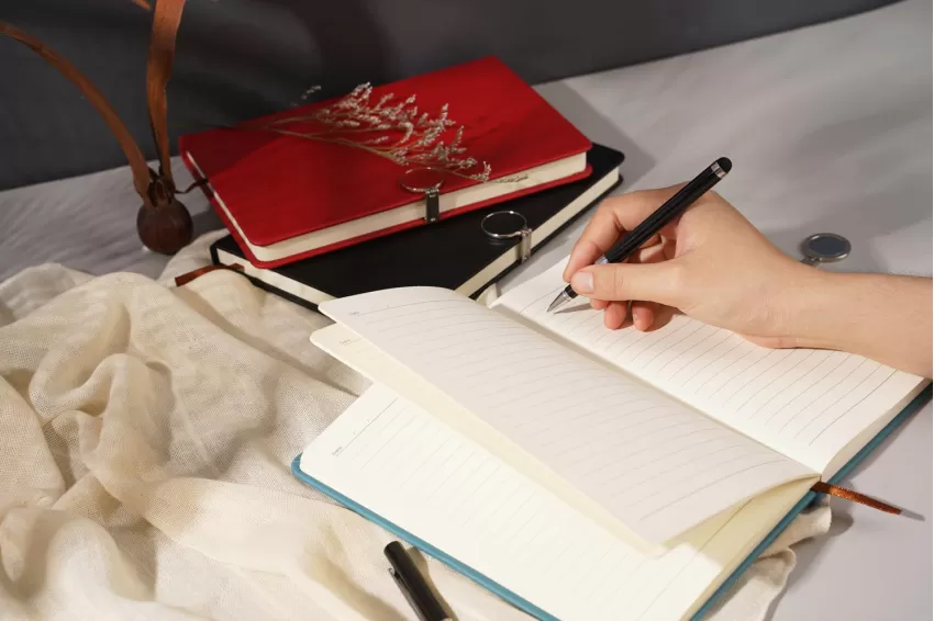 Magnetic Lock Minimalist Notebook, Elegant Design, Unique Magnetic Button, High Quality Paper, Lined Paper Magnetic Lock Minimalist Notebook, Elegant Design, Unique Magnetic Button, High Quality Paper, Lined Paper