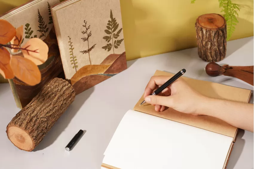 Flowers & Plants Indigo Land Notebook Flowers & Plants Indigo Land Notebook
