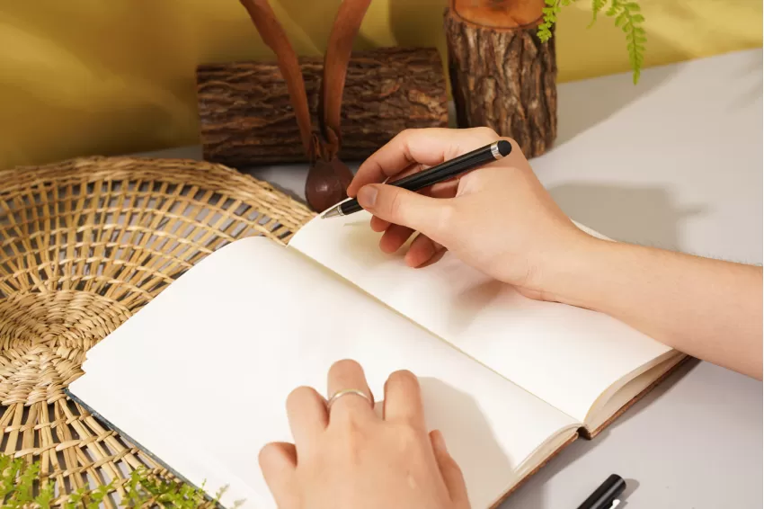 Indigo Notebook, White Paper Indigo Notebook, White Paper