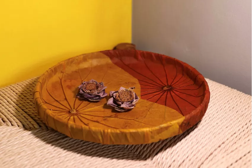 Lotus Leaf Trays, Unique and Rustic Design, Home Decoration, Variety of Colors, Handcrafted Product, Sustainable Production