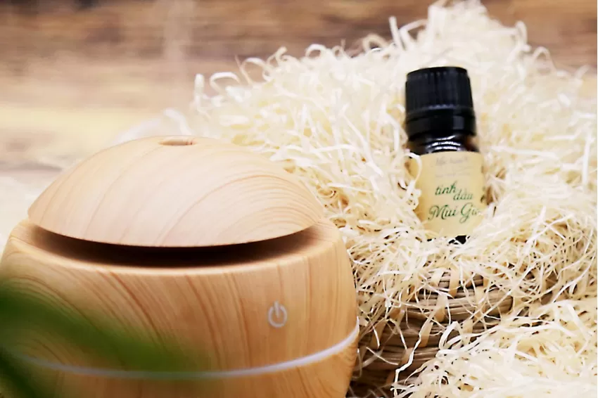 Coriander Essential Oil Coriander Essential Oil