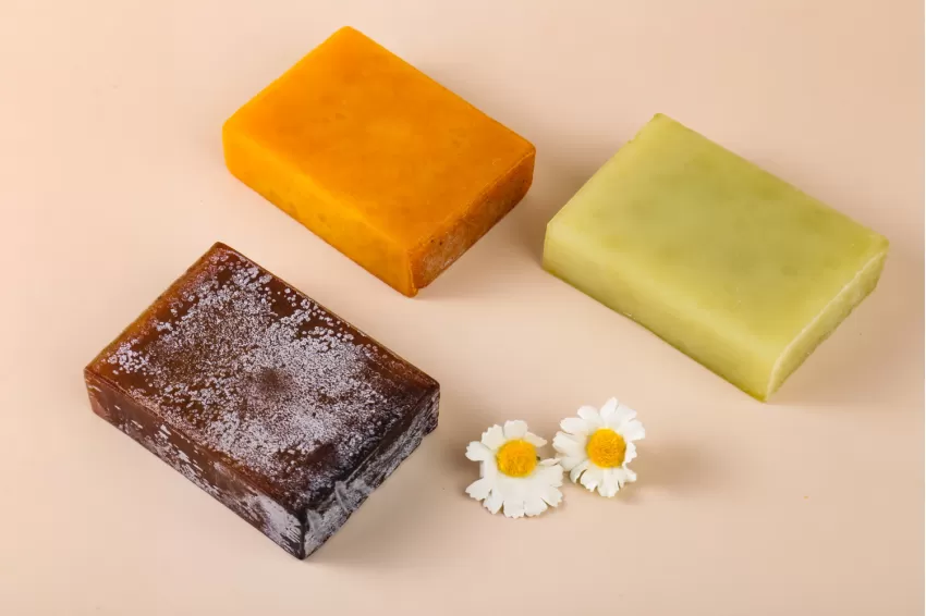 Natural Soap 100gr (Gifted Wooden Tray Or Natural Loofah Sponge)