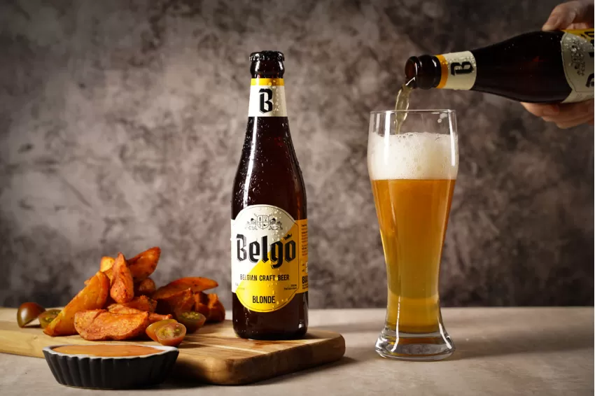 Belgo Blonde Beer (19 Ibu), Traditional Belgian Beer, Handcrafted, Refreshing Fruity Taste, Moderate Bitterness, Pleasant Aroma