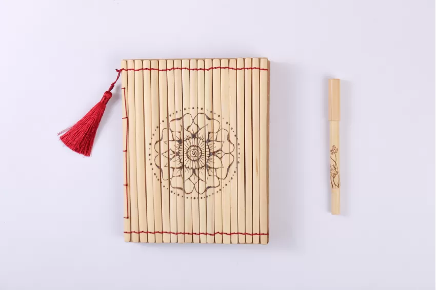 Mandala Bamboo Notebook (With Engraving Pen & Gift Box), Elegant Mandala Pattern, Quality Paper Material, High Durability, Gift Suggestions, Corporate Gift