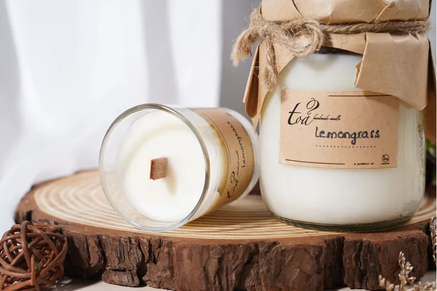 Lemongrass Glass Jar Scented Candle, Vintage Style, Natural Wax Candle, Relaxing and Elegant, Bringing Nature into Your Home