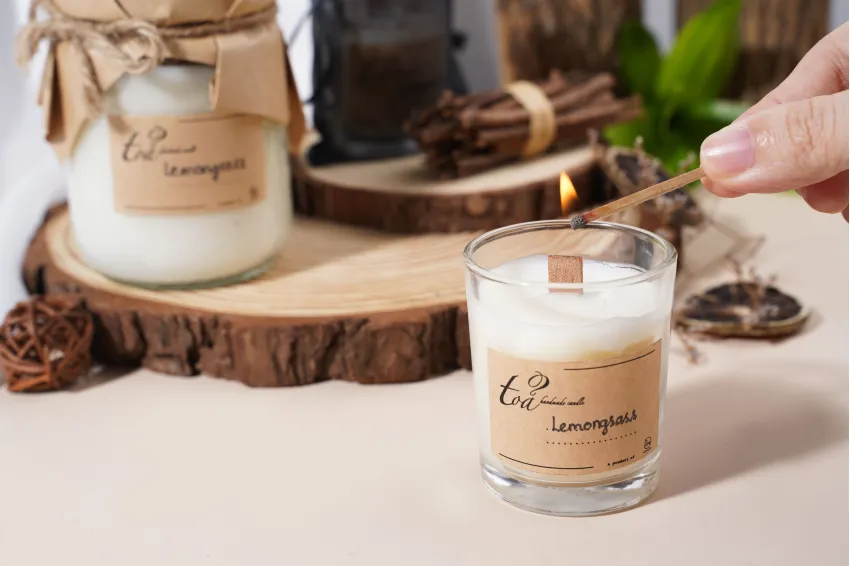 Lemongrass Glass Jar Scented Candle, Vintage Style, Natural Wax Candle, Relaxing and Elegant, Bringing Nature into Your Home