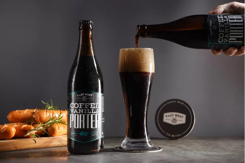 Bia Craft Coffee Vanilla Porter, Bia Ủ Lạnh Thủ Công, Hương Vị Đậm Đà Khó Cưỡng, Đủ Tầng Hương Từ Đắng Đến Ngọt