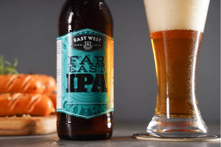 Bia Craft Far East Ipa, Chai 330ml, Bia Thủ Công Cao Cấp, Nguyên Liệu Tuyển Chọn, Công Thức Ủ Bia Độc Đáo, Hương Vị Đậm Đà