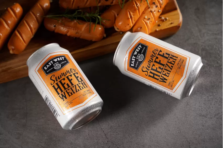 Bia Craft Summer Hefeweizen, Lon 330ml, Hương Vị Tươi Mát, Sử Dụng Hoa Bia Thượng Hạng, Nguyên Liệu Chất Lượng, Bia Ủ Thủ Công Bia Craft Summer Hefeweizen, Lon 330ml, Hương Vị Tươi Mát, Sử Dụng Hoa Bia Thượng Hạng, Nguyên Liệu Chất Lượng, Bia Ủ Thủ Công