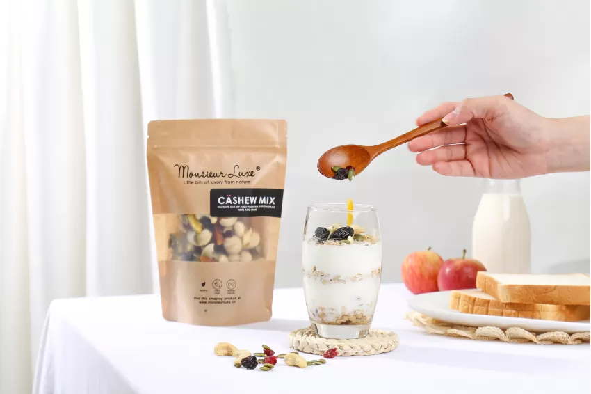 Cashew Island Trail Mix, Nuts And Dried Fruits, Healthy Snacks, No Sugar, No Preservatives, Crunchy Nuts, Eat Clean, Natural Ingredients