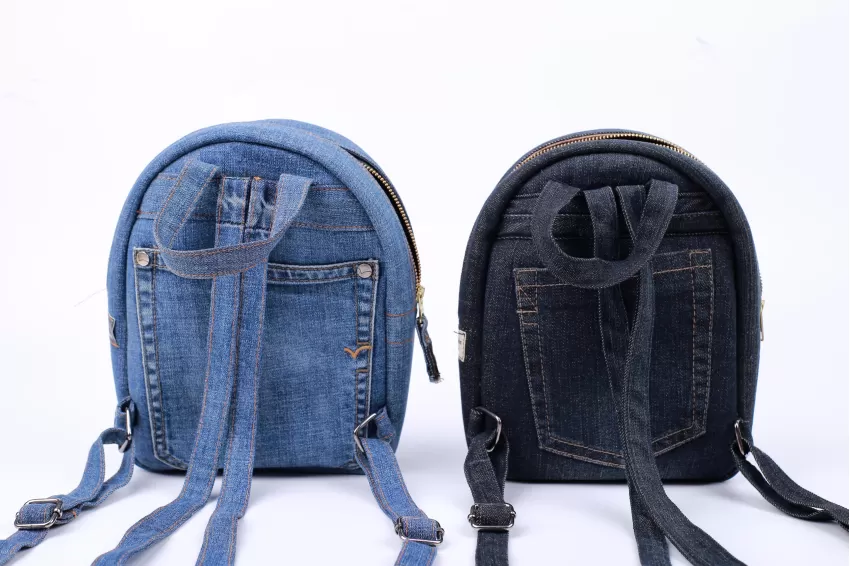 Balo Từ Jeans Tái Chế, Lót Da Bên Trong, Thiết Kế Trẻ Trung, Màu Sắc Lạ Mắt, Kiểu Dáng Nhỏ Gọn, Phù Hợp Đi Chơi Hoặc Đi Dạo Phố