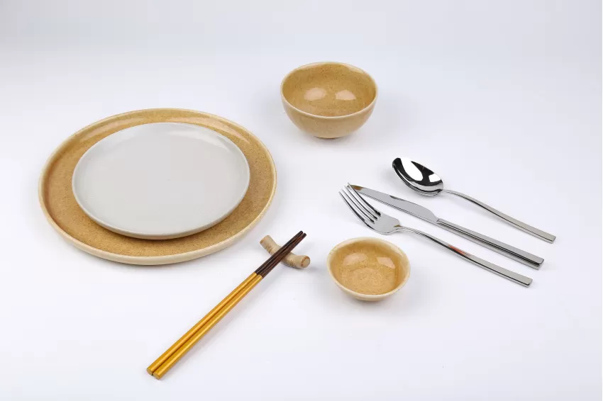 Harvest Gold Ceramic Dinnerware (Set of 10 Items), Single Set for 1 Person, Glossy Gold Color, High-Quality, Elegant Design, Elevating Space