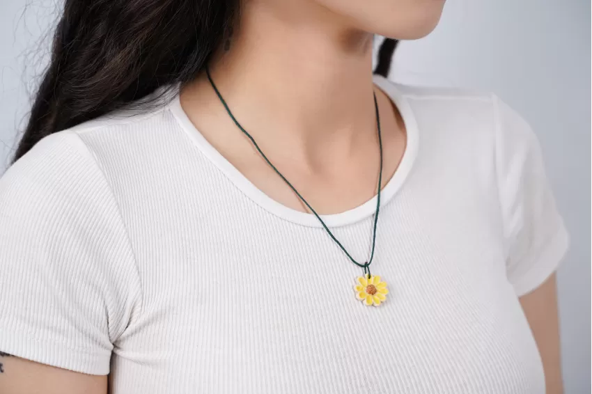 Daisy Ceramic Necklace Daisy Ceramic Necklace