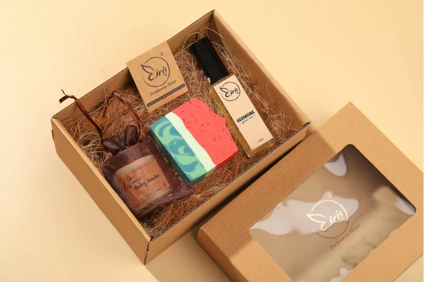 Fresh Scented Gift Box (Handmade Soap, Scented Candle & Perfume)