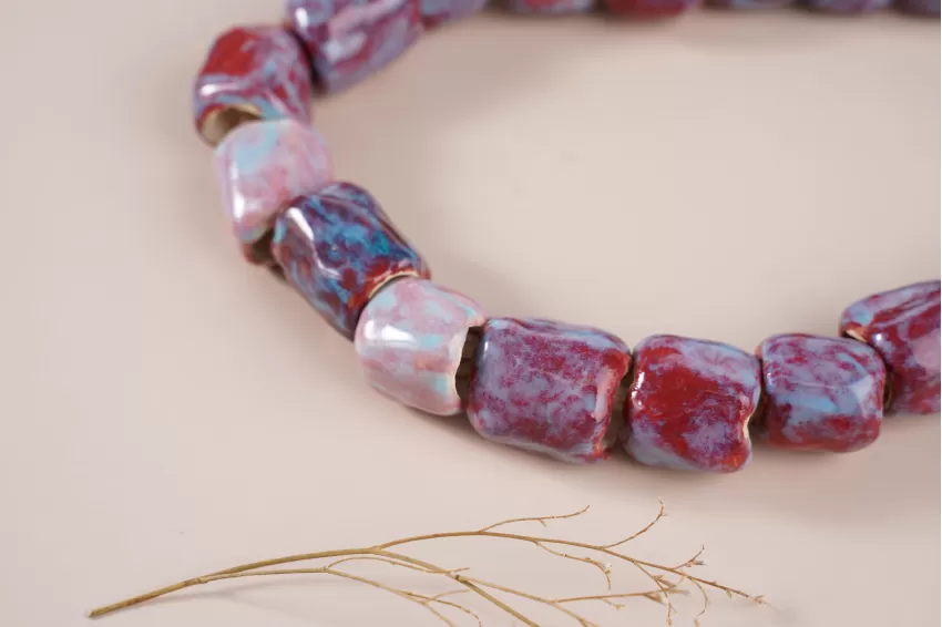 Red Bamboo Joint Necklace, Bold And Powerful Color, Glazed Ceramic Material, Unique Design, Exudes Authority