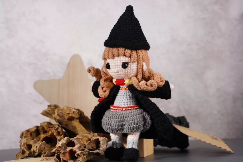 Hermione Granger Crochet Doll, Hermione Doll, Woolen Plush Keychain, Hermione Keychain Made Of Wool, Graduation Gift