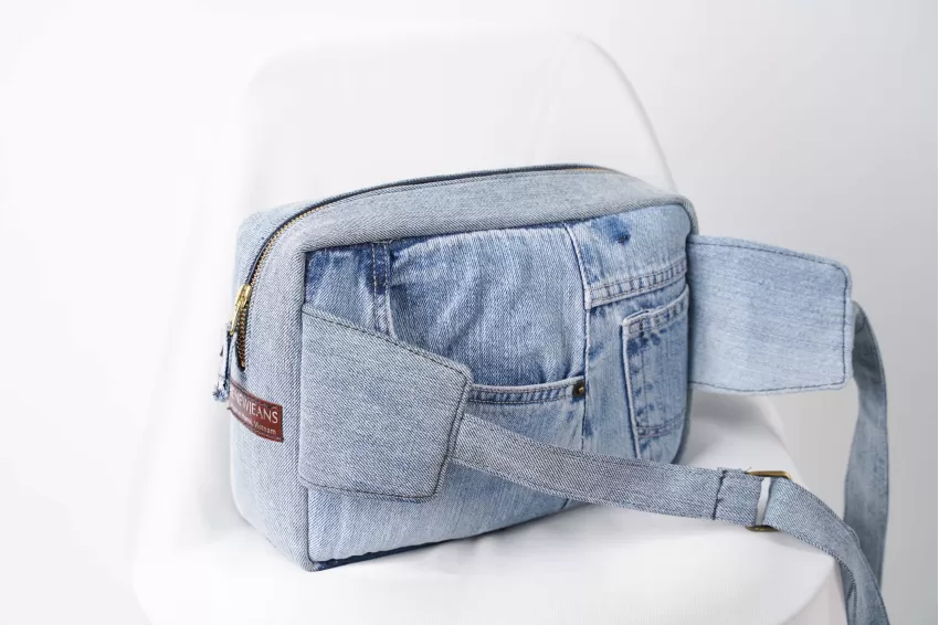 Light Blue Box Denim Crossbody Fanny Pack From Old Jeans, Saddle Bag Style, Highly Versatile, Classic Color, Simple And Practical Design