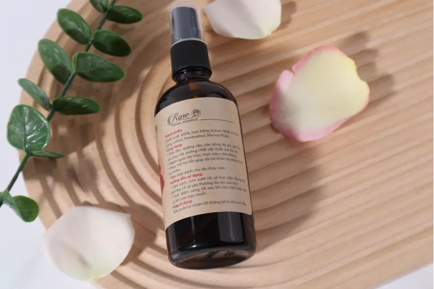 Rose Toner, Soothes Facial Skin, Anti-Inflammatory Toner, Ph Balancing, Minimizes Pores, Deep Facial Cleansing Rose Toner, Soothes Facial Skin, Anti-Inflammatory Toner, Ph Balancing, Minimizes Pores, Deep Facial Cleansing