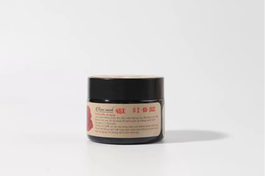 Rose Mask, Herbal Face Mask, Natural Skin Nourishment, Rejuvenates Skin, Purifying Face Mask, Moisturizes Without Clogging Pores