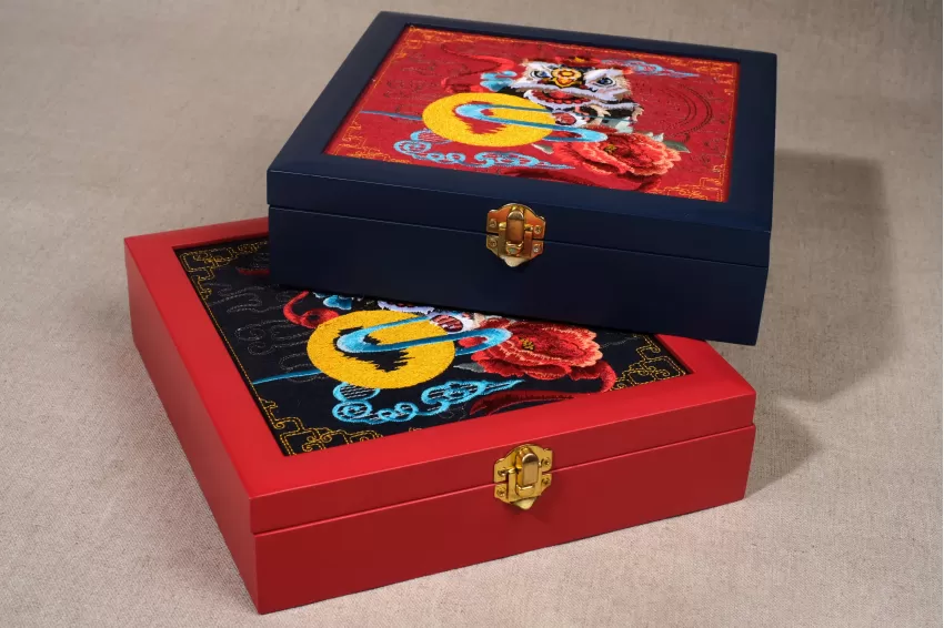 Unicorn Embroidered Lacquer Box, Premium Handmade Gift Box, Conveying Wishes Of Prosperity, A Meaningful Gift For Bosses Or Partners, Corporate Gift