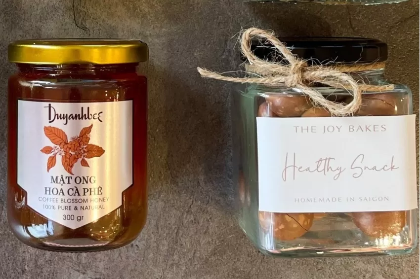 Honey Tea Nuts Gift Set, Healthy Gift, Tea And Nuts Gift Set, Stylish And High-Quality, Healthy Snacks, Suitable For All Ages, Promotes Relaxation And Well-Being