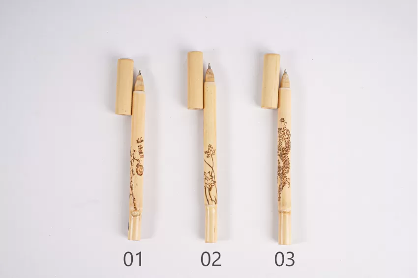 Drawing Engraved Bamboo Ballpoint Pen, Simple and Elegant Design, Hand-Carved Patterns, Eco-Friendly Material drawing engraved bamboo ballpoint pen, Corporate Gift