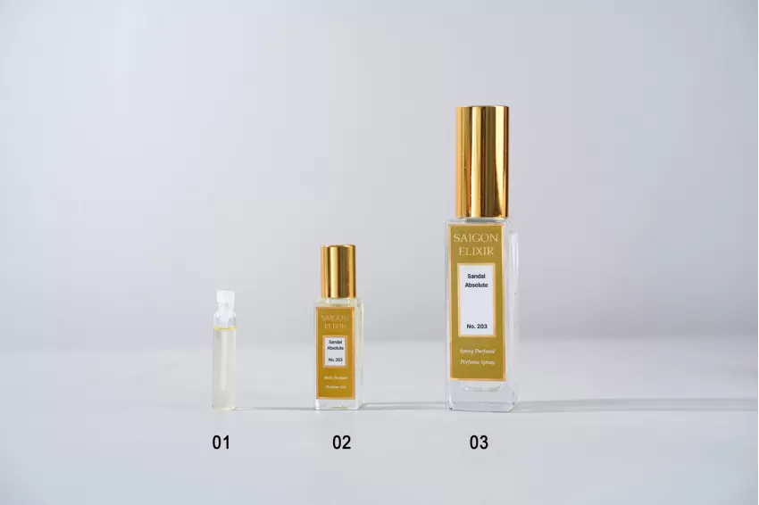 Sandal Absolute Perfume, Agarwood Scent, Handcrafted Perfume, Elegant Vanilla Scent, Exquisite Fragrance, Seductive