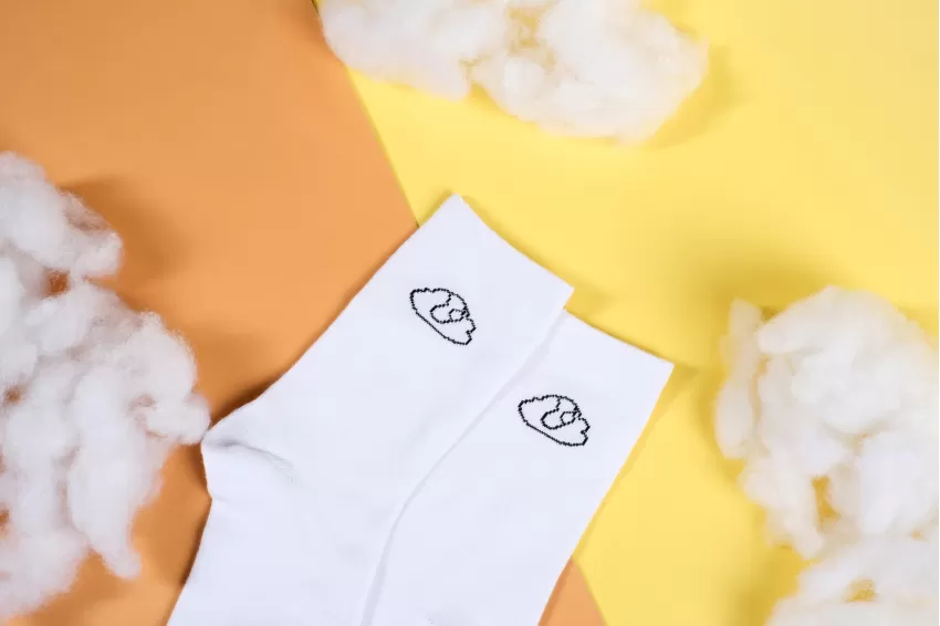 White Socks With Cloud Logo, High White Socks, Plain Socks With Cloud Logo, Thin Breathable White Socks, Basic High White Socks