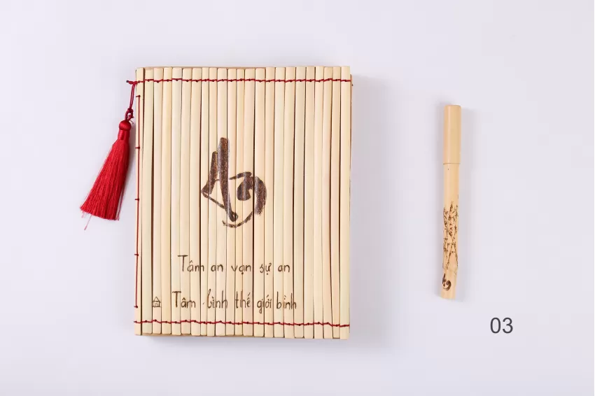 Handmade Bamboo Notebook (With Gift Box), Familiar Bamboo Material, Carefully Crafted Notebook Cover, Quality Paper Material, Corporate Gift