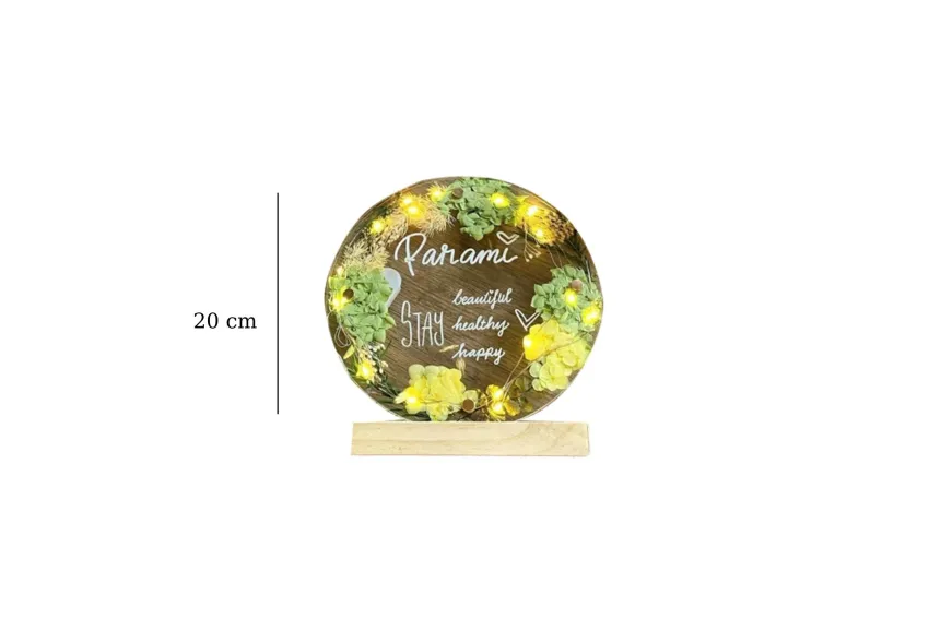 Two Flowers, Round Dried Flower Frame, Conveying Messages of Love, Decorative Accessories, Handcrafted Product, Meaningful Gift