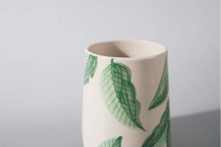 Leaf Ceramic Cupl, Fresh Leaf Pattern, Simple and Rustic Design, High-Quality Bat Trang Ceramic, High-Quality Vietnamese Product