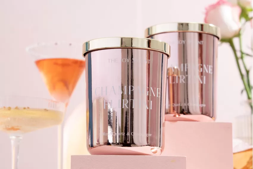 Nến Thơm Champagne Flirtini, Hương Thơm Quyến Rũ, Nến Thơm Sang Trọng, Gợi Ý Quà Tặng, Sáp Đậu Nành, Tinh Dầu Thiên Nhiên