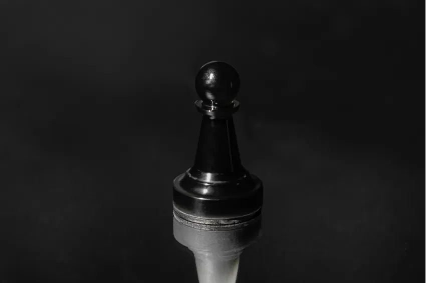 Lumina Chess, Monochrome Version - Maztermind, Strategy Game, Monochrome Chess Set, Beautifully Designed Chess