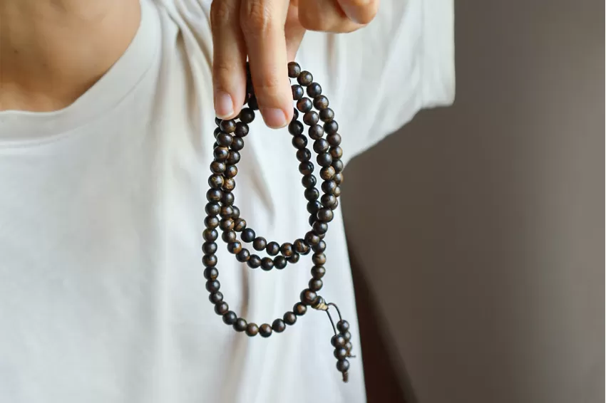 “Van” Agarwood Beaded Mala