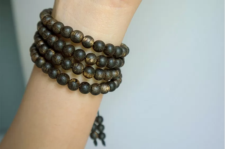 “Van” Agarwood Beaded Mala