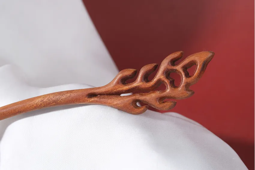 “Lively Flame” Wooden Hair Stick', Elegant Brown Wood Shade, Soft Curves, Striking Accent for Hair, Handcrafted Product