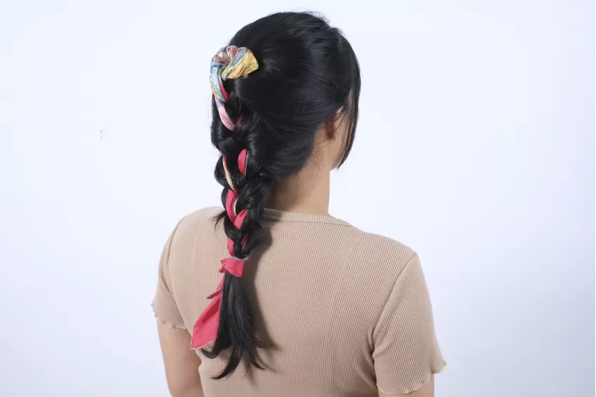 THANH XUÂN, Khăn Lụa Tơ Tằm Vuông 45cm Cuốn Viền Thủ Công, Khăn Lụa Tơ Tằm, Thiết Kế Thời Trang, Chất Liệu Lụa Làm Tay, Phụ Kiện Thời Trang Tinh Tế