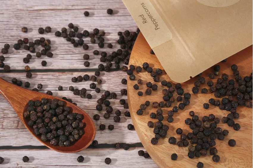 Red Peppercorn, Phu Quoc Red Ripe Pepper, Reasonably Priced Red Pepper, Whole Red Pepper, Specialty Red Pepper Jar, Whole Red Peppercorns Red Peppercorn, Phu Quoc Red Ripe Pepper, Reasonably Priced Red Pepper, Whole Red Pepper, Specialty Red Pepper Jar, Whole Red Peppercorns